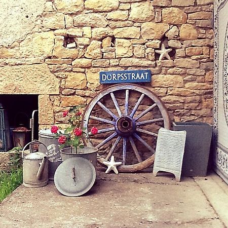 Domaine La Rose Bed & Breakfast Caylus Exterior photo